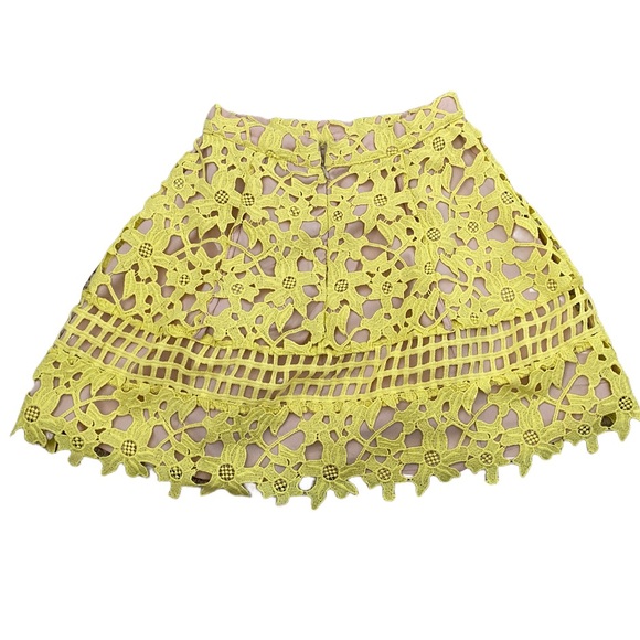 Lovers & Friends Yellow Lace Mini Skirt - Picture 5 of 11